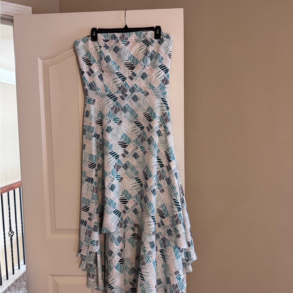 White House Black Market Strapless Patterned Dress